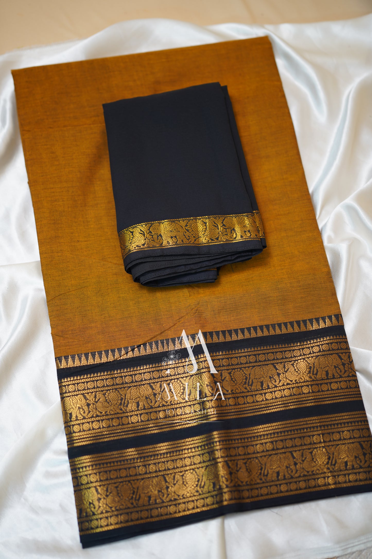 Advika Kanchi Cotton Dawani