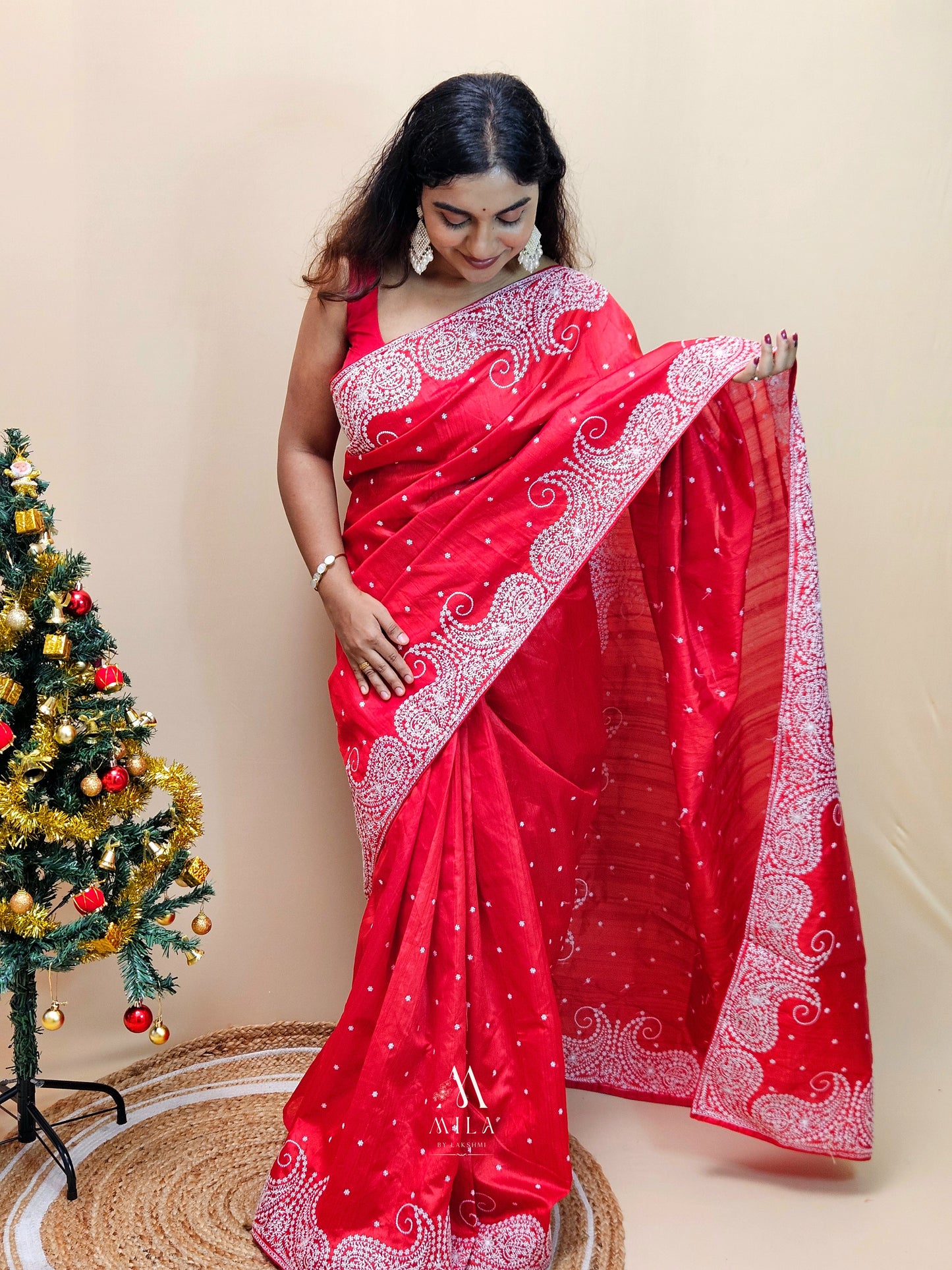 Semi Tusser white carry Embroidery Saree