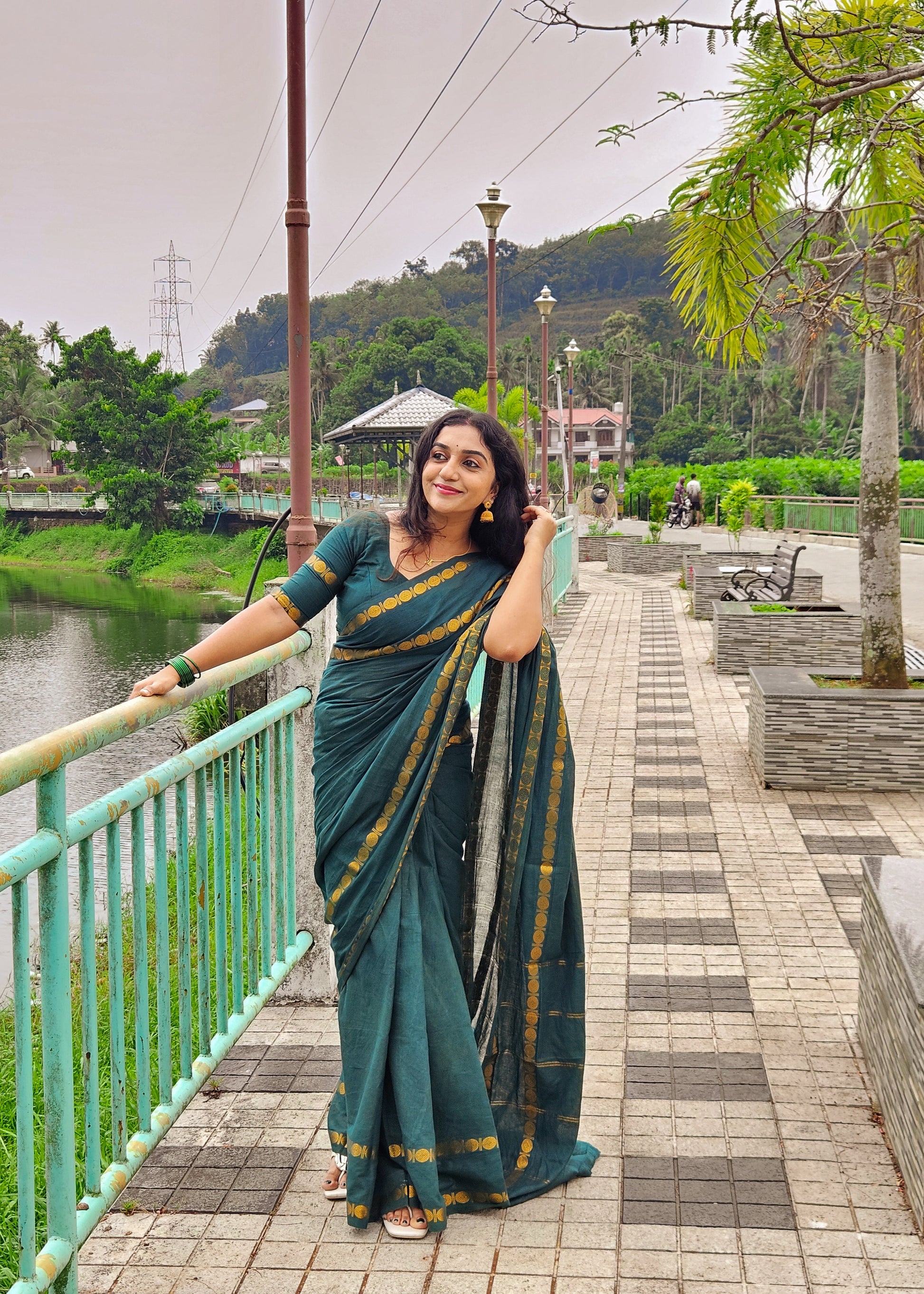 Traditional Madurai Sungudi Cotton Saree - Mila by Lakshmi