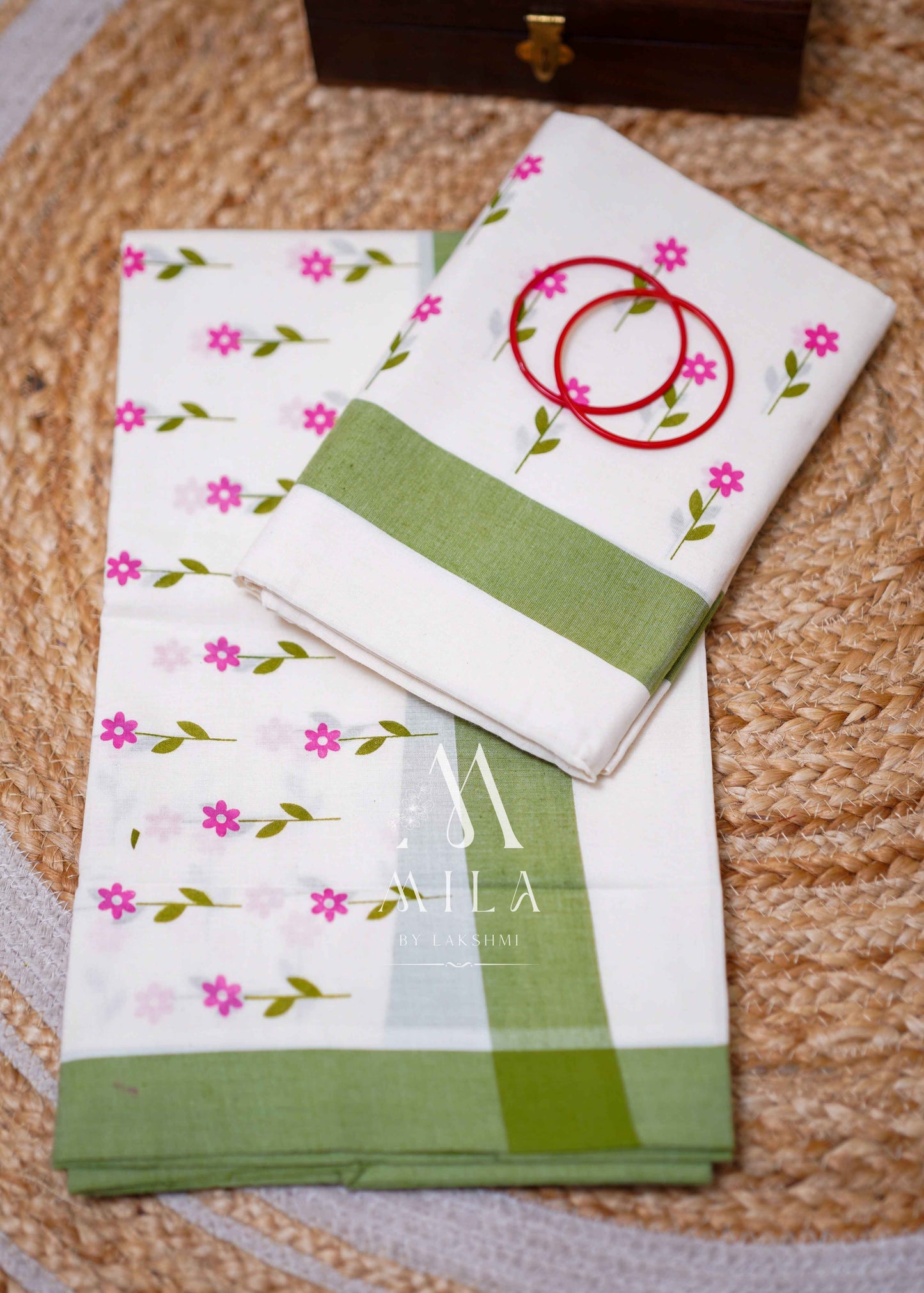 Mulloth print set mundu