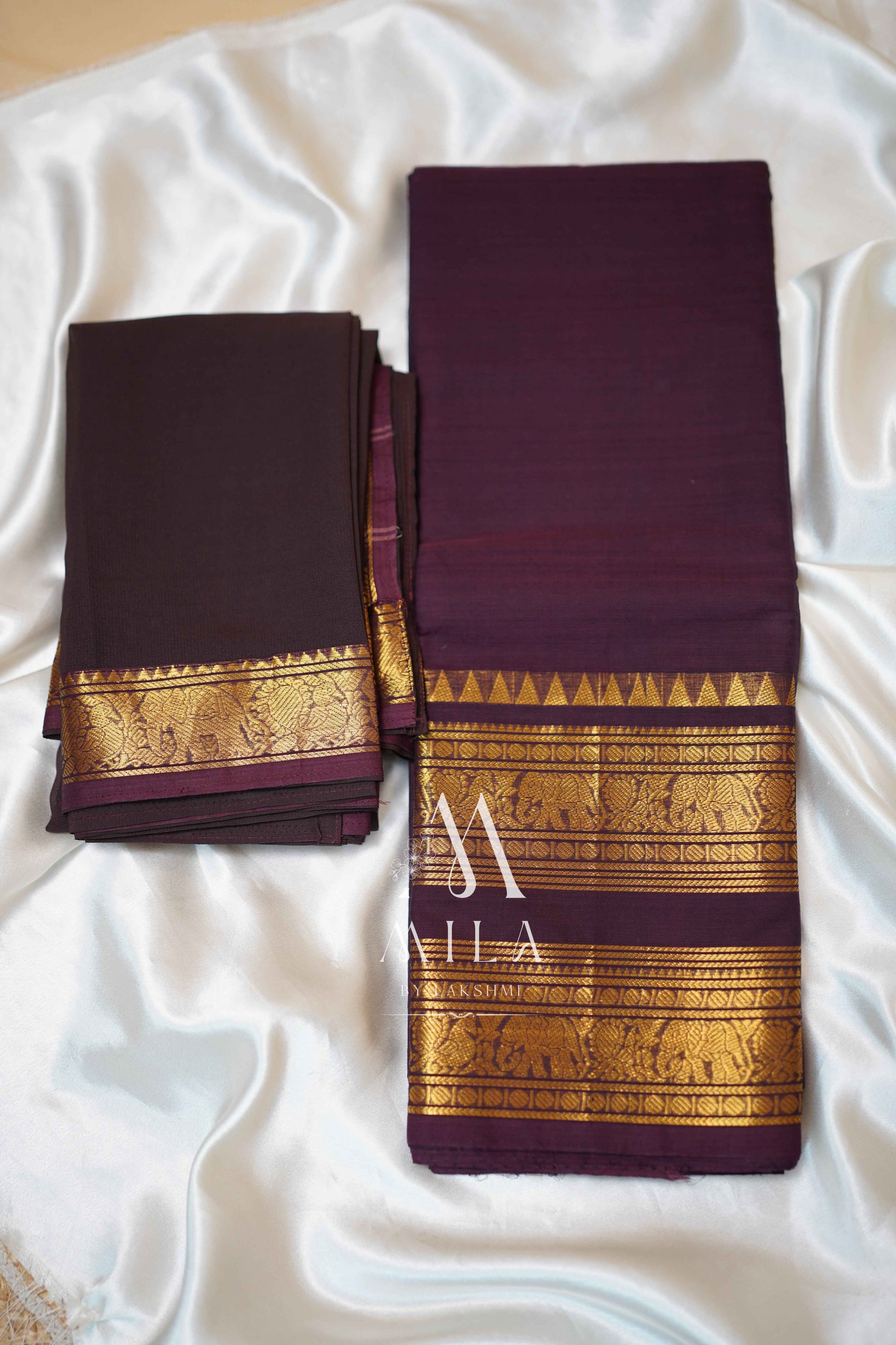 Aadhya Kanchi Cotton Dawani